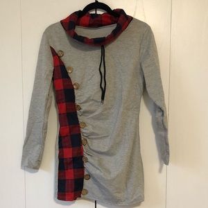 Grey/buffalo plaid tunic NWOT